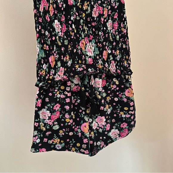 Black Floral Smocked Top + Shorts Set | Girls 3T | 2-Piece Summer Outfit - Picture 4 of 10
